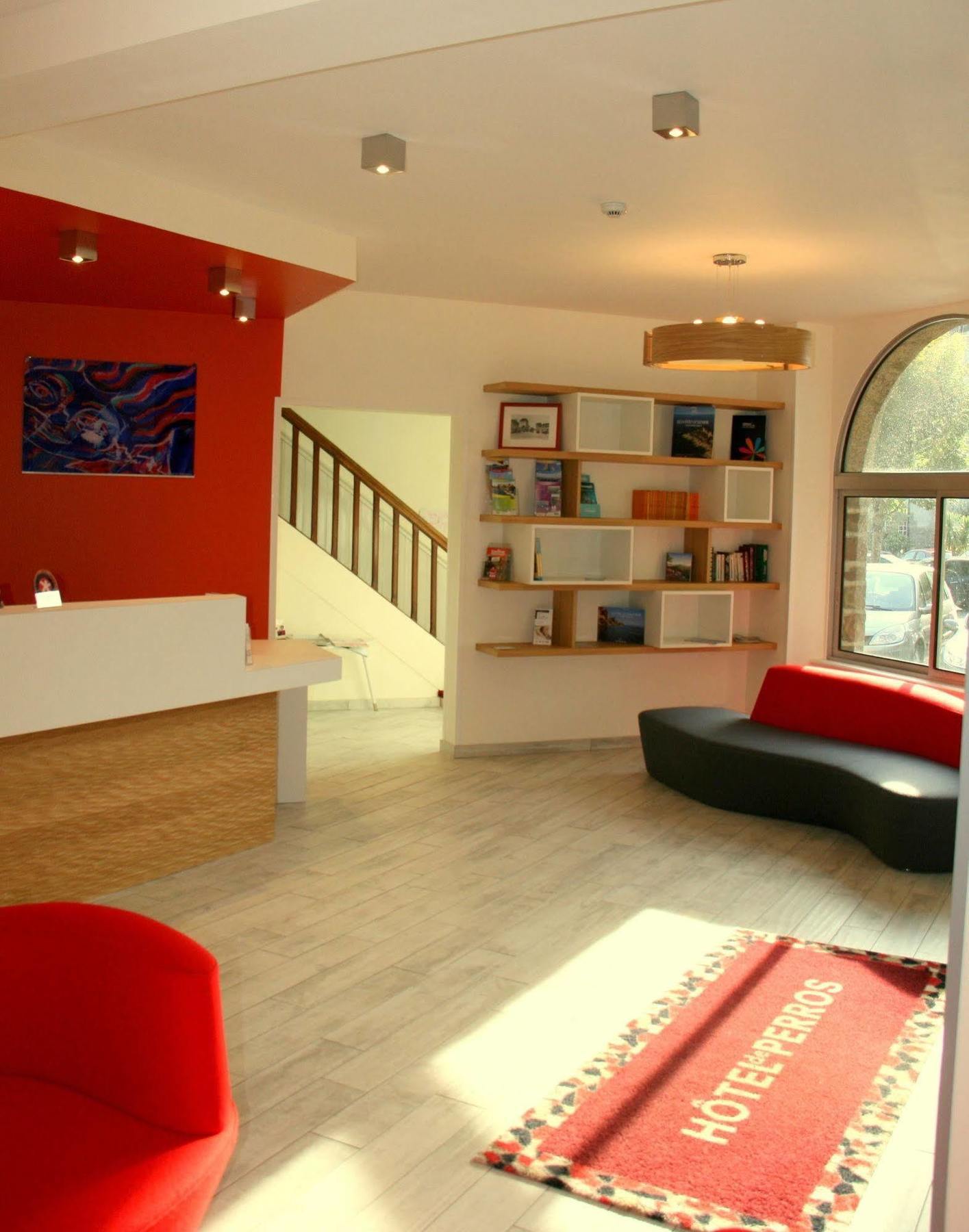 Hotel De Perros, The Originals Boutique